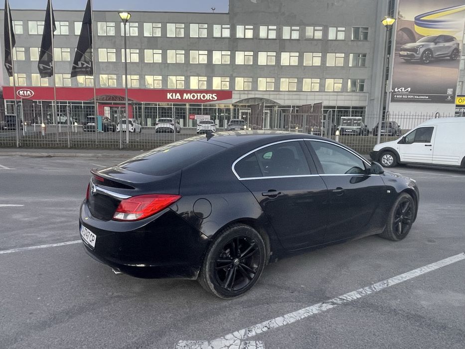 Продам СВОЄ АВТО opel insignia