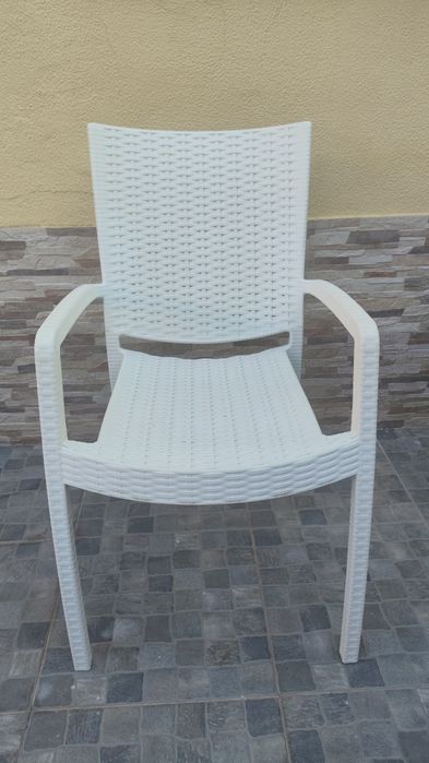 4 Cadeiras Plástico branco