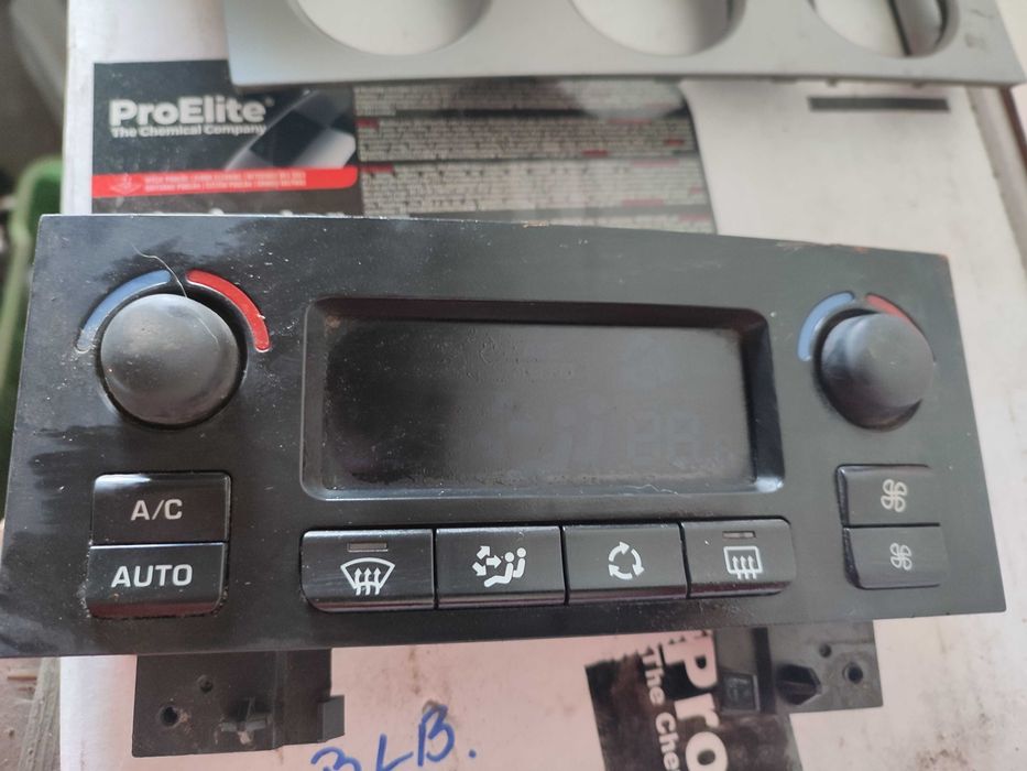 Panel klimatyzacji Berlingo 968179.8380-03