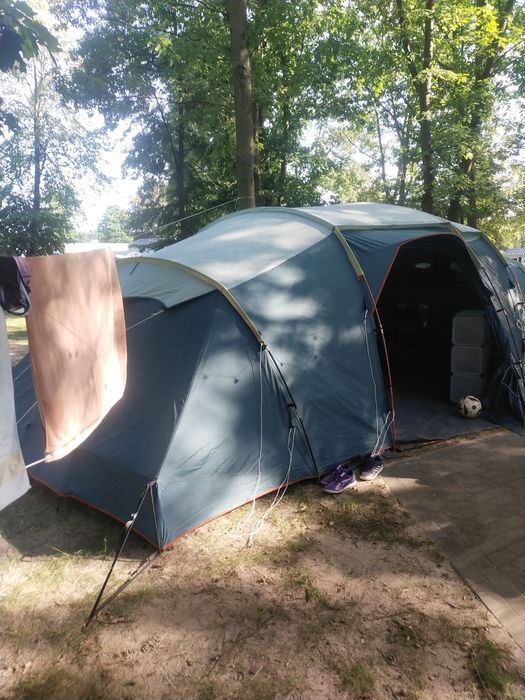 Namiot 8 osobowy Duży decathlon quechua arpenaz 8.4