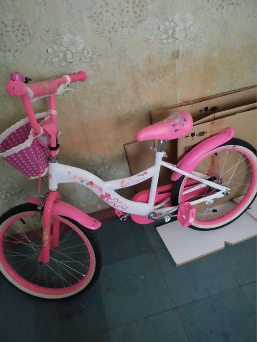 Продам для девочьки велосипед