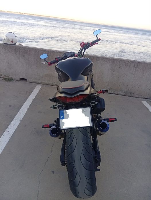 Kawasaki Z1000SX (SC PROJECT) 2011 NAKED. Como Nova.