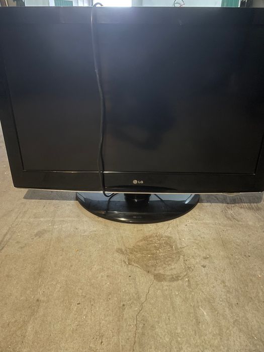 LCD bom estado LG