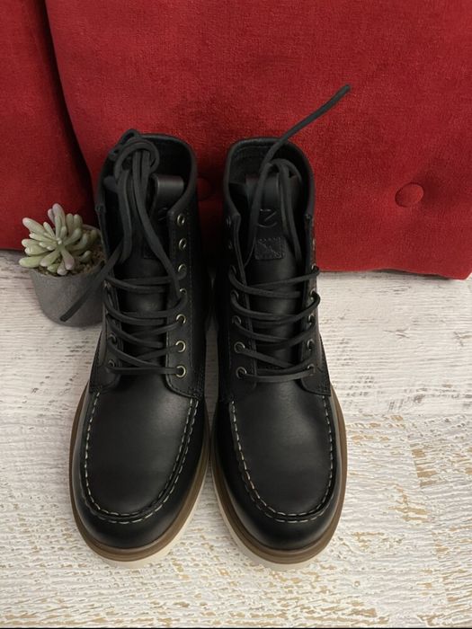 Ecco,оригінал із натуральноі шкіри ,42,устілка 27,5