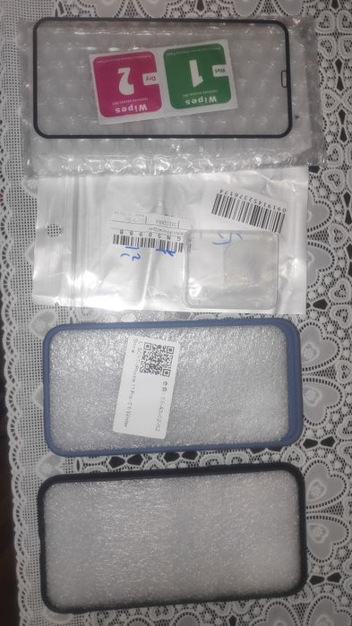 iPhone 11/11 pro/12 pro - pokrowce, szkła hartowane,