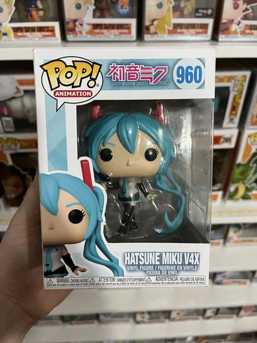 Funko pop 960 hatsune miku v4x