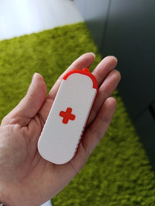 Органайзер брелок для таблеток