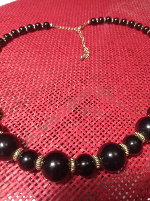 Korale, kolia, naszyjnik