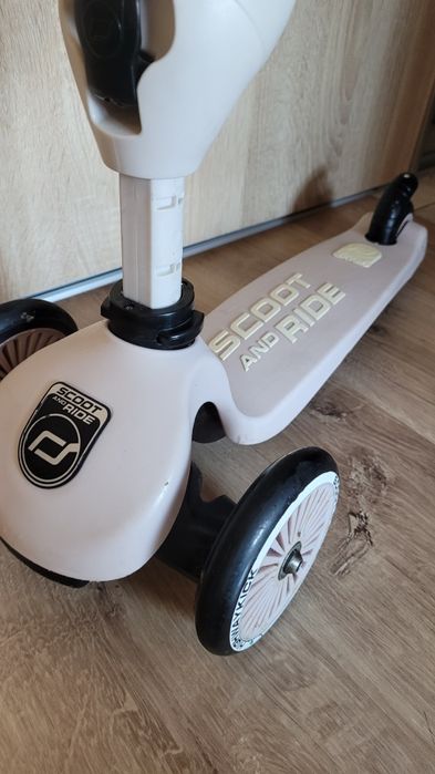 Hulajnoga scoot and ride