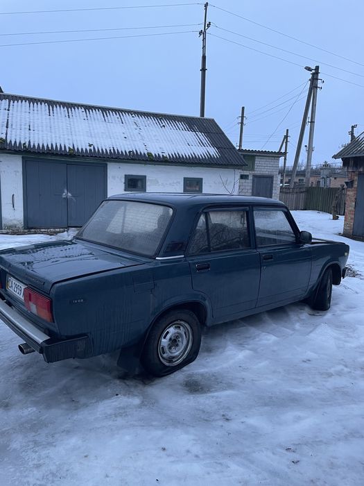 Продам жигули 2105