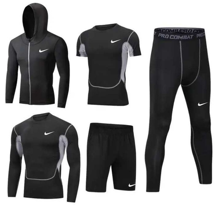 Комплект Nike 5 в 1 : Худі, Шорти, Рашгард, Футболка та Легінси.