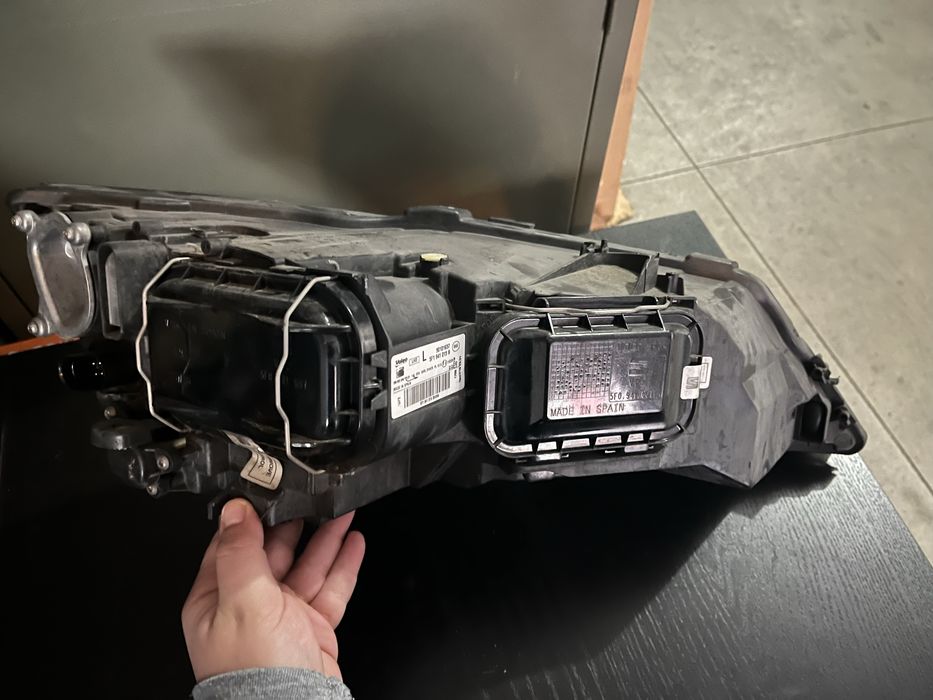 Farol direito seat leon 2019 5F