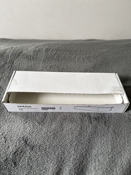 IKEA Skadis, polka do tablicy perforowanej