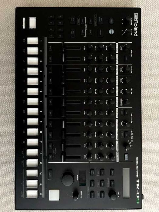 Roland TR-8S,  idealny stan