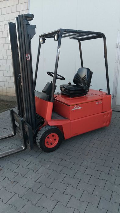 Wózek widłowy Linde e16