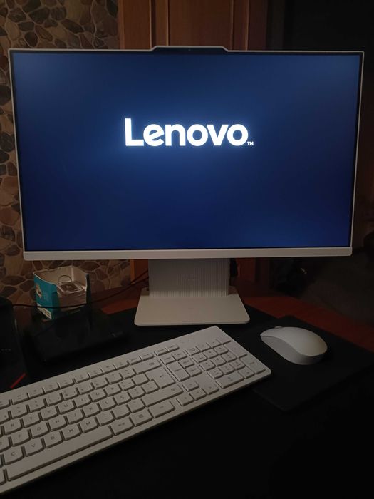 Lenovo IdeaCentre AIO 27IRH9 Novo com Garantia