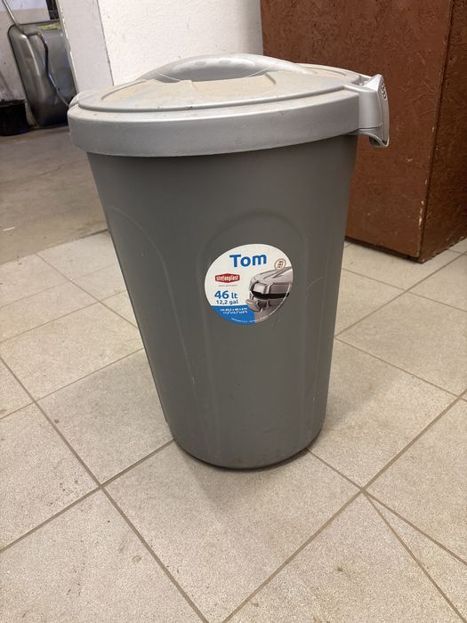 Beczka pojemnik na paszę kerbl