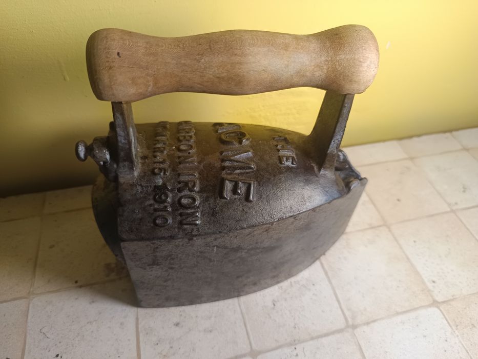 Amerykańskie żelazko na węgiel