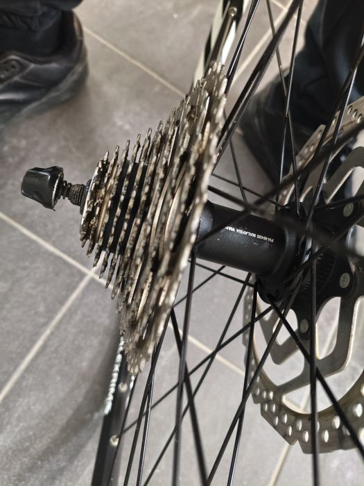 Ładne koło mocne  tylne tył alexrims 26 cali kaseta 10s tarcza 180mm