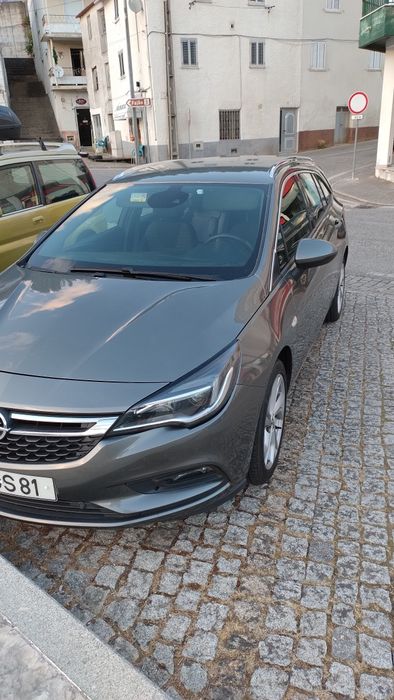 Opel Astra K Sports Tourer 2018 (Gasóleo) — 235.000 km