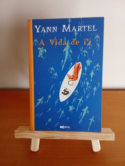 A Vida de Pi, de Yann Martel  PORTES GRÁTIS*