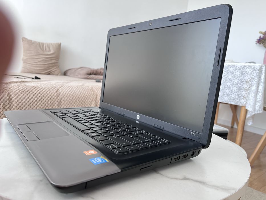 Laptop hp do gier-pracu