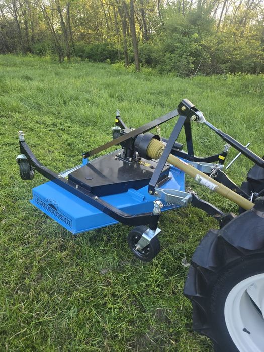 Solidna kosiarka pielęgnacyjna do trawy AP 180 AGROSTAR