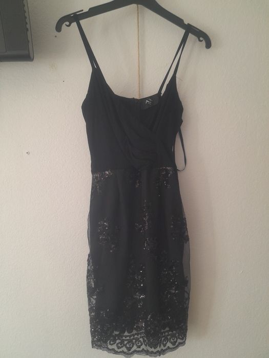 Vendo vestidos pouco usados