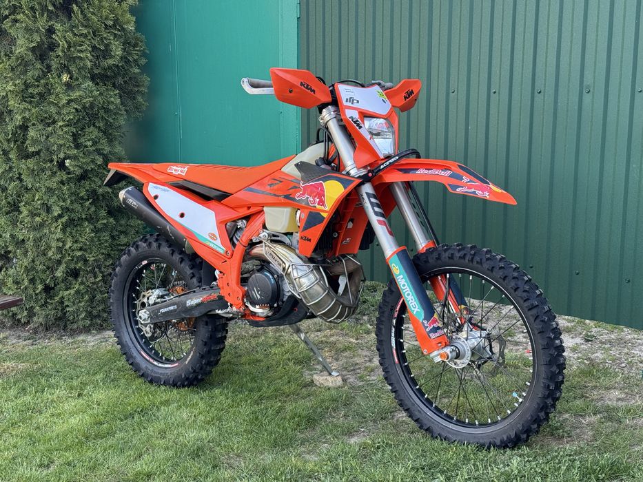 KTM 2025 EXC 300 Champion Edition