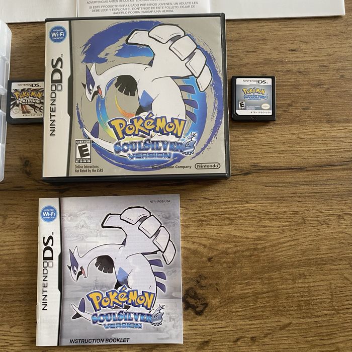 Pokémon Nintendo DS Coleção! Pokémon Platinum, Pokémon HeartGold & Pokémon SoulSilver! Com capa, manual e jogo.