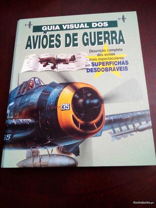 Aviões de guerra - móvel expositor com 29 aviões