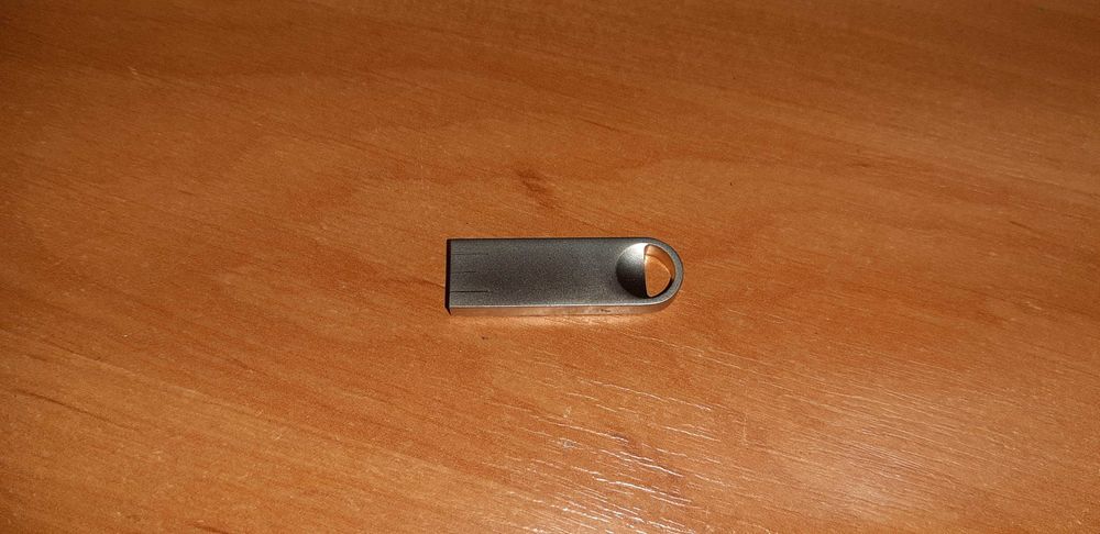 Флешка на 2ТБ - 2000ГБ USB 3.0 для ноутбука чи Mac