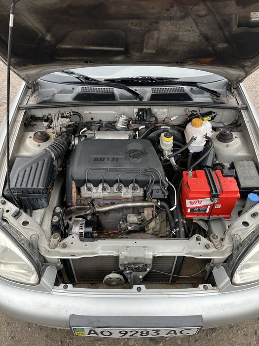 Автомобіль Daewoo Sens