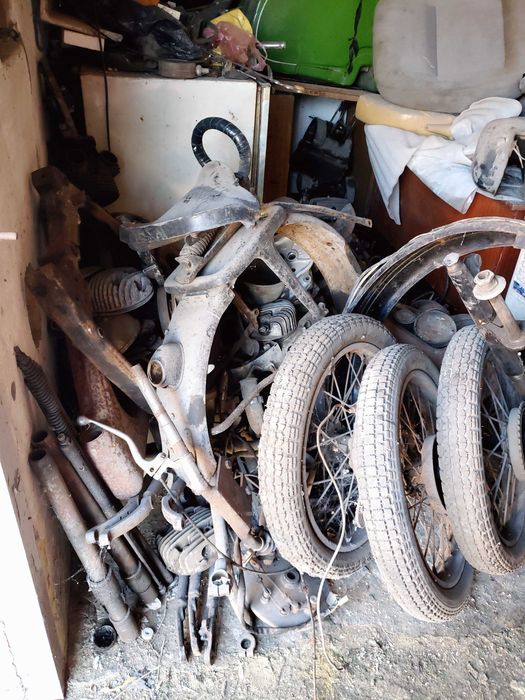 ИЖ 49 1952г продам два мотоцикла