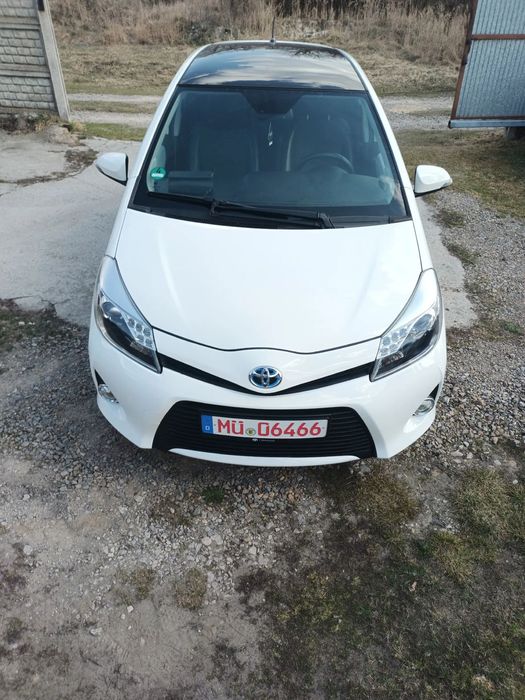 Toyota Yaris Yaris.1.5 hybrid max wyposażenie. Okazja
