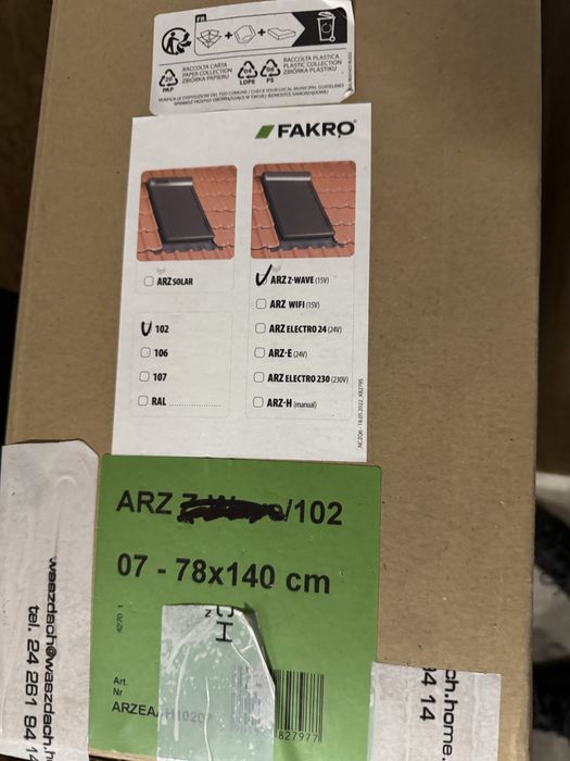 Fakro ARZ 102 78/140 SOLAR Z-WAVE