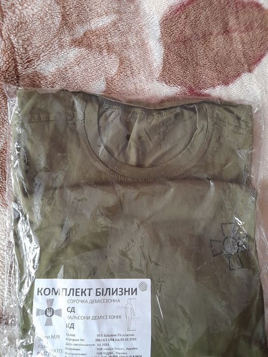 2 комплекти білизни.Шапка.Баф.