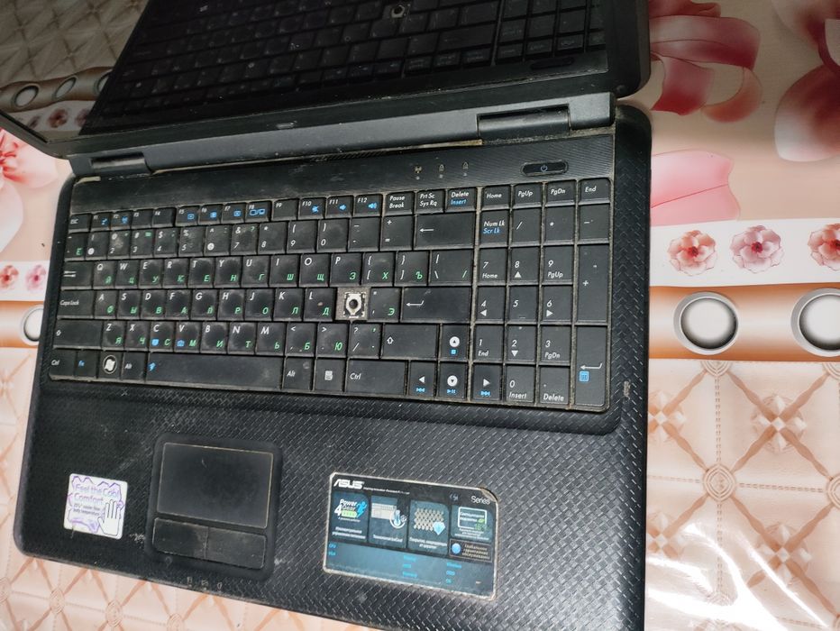 Продається ноутбук Asus