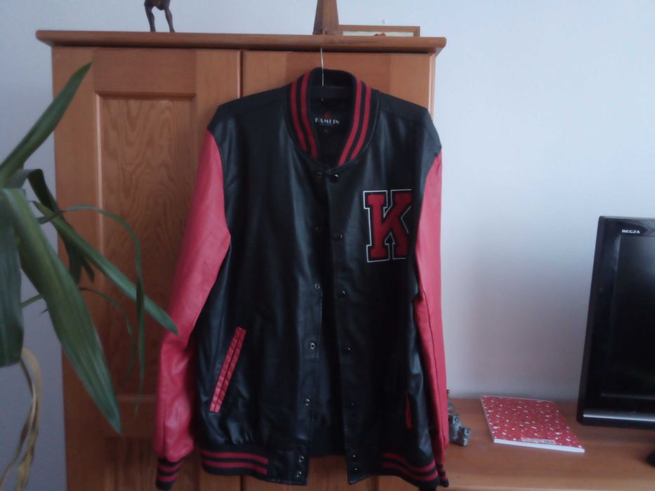 Młodzieżowa kurtka sportowa