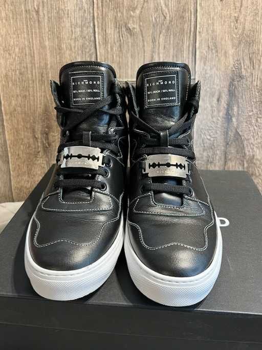 Czarne sneakersy John Richmont Calf, 43