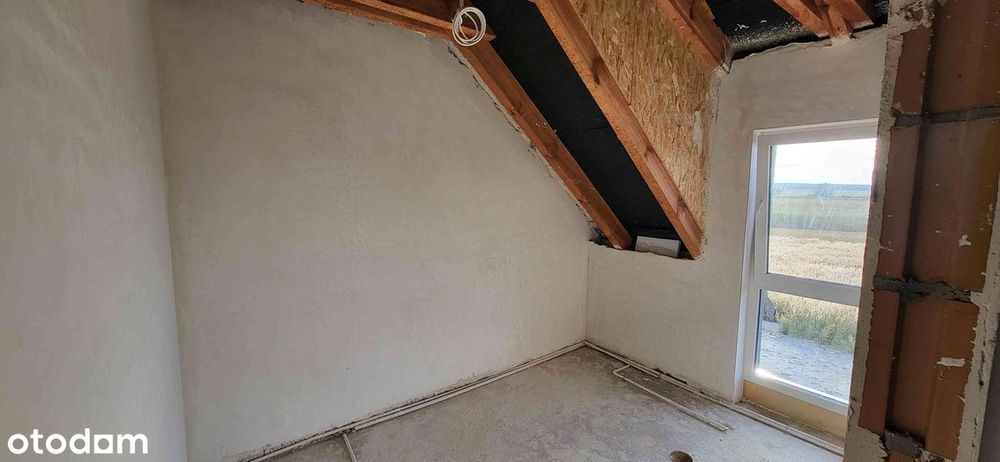 Nowoczesny dom w zabudowie bliźniaczej 115m² z pompą ciepła