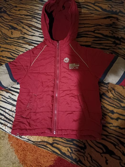 Курточка.  дитяча