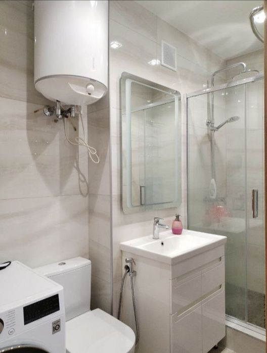 Продам двухэтажный дом в селе Бездрик