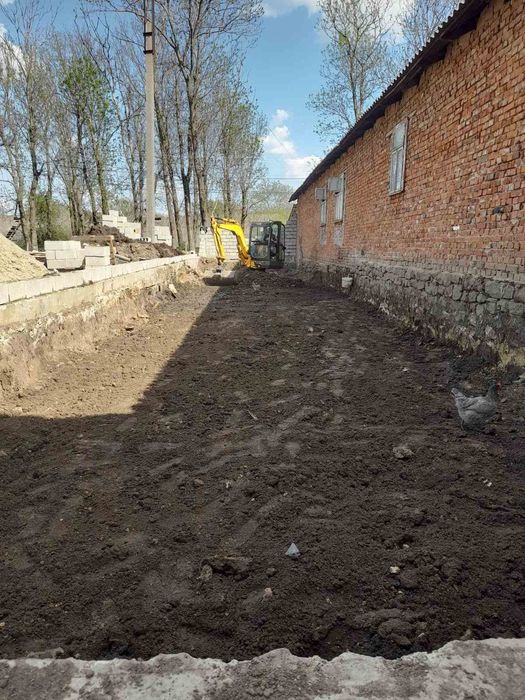 Послуги мініекскаватора