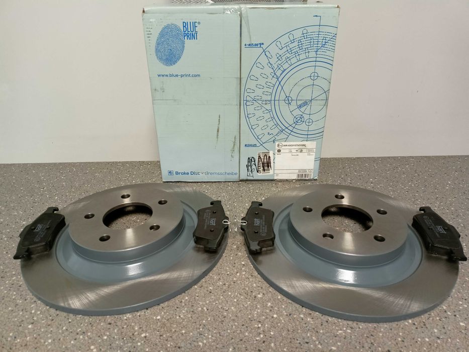 Mazda 5 03-/Koła 16''/ Tarcze hamulcowe tył + klocki kpl./