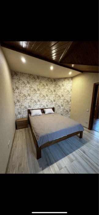 Аренда дома посуточно. Бассейн.Баня.Чан.