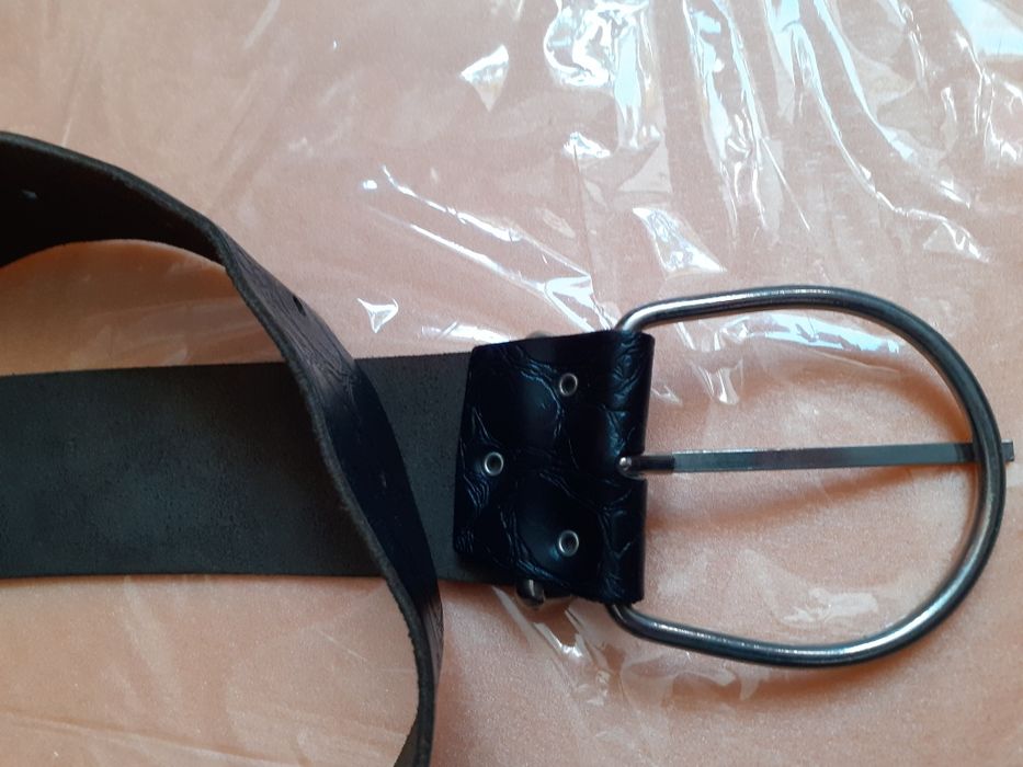 Ремень . Ремінь.