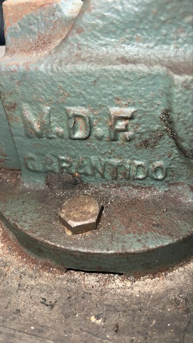 Torno de bancada Nº3