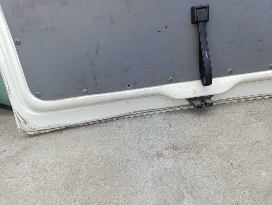 Klapa pokrywa bagażnika tył VW T5 T5 lift biała