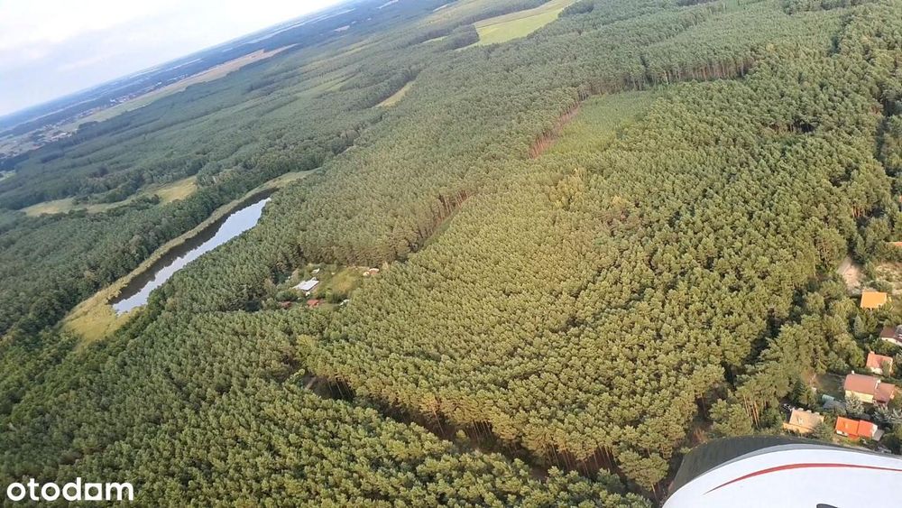 Działka budowlana z mediami w spokojnej okolicy - Widok 2